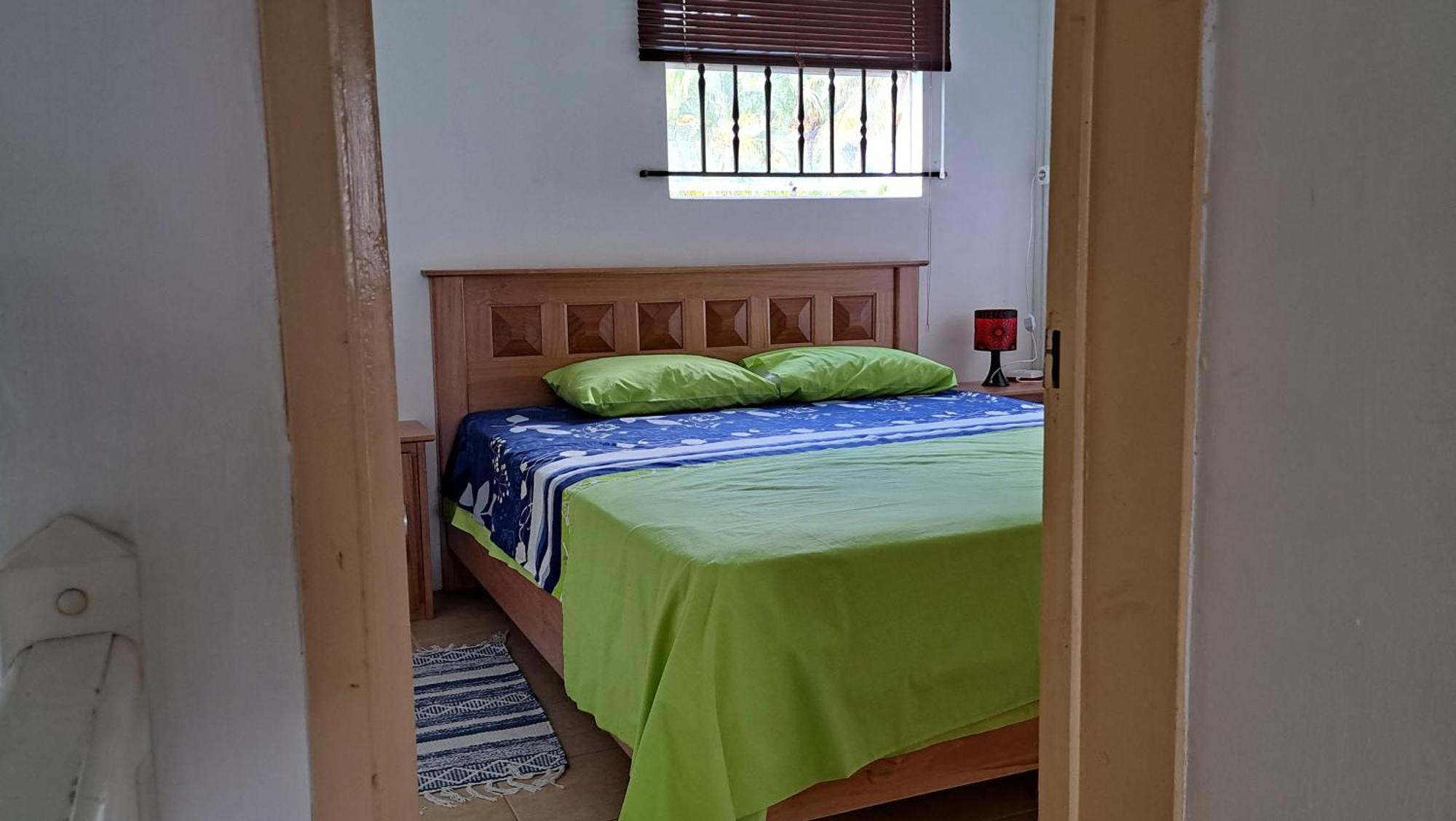 Peaceful And Private Villa กรองด์เบย์ ภายนอก รูปภาพ