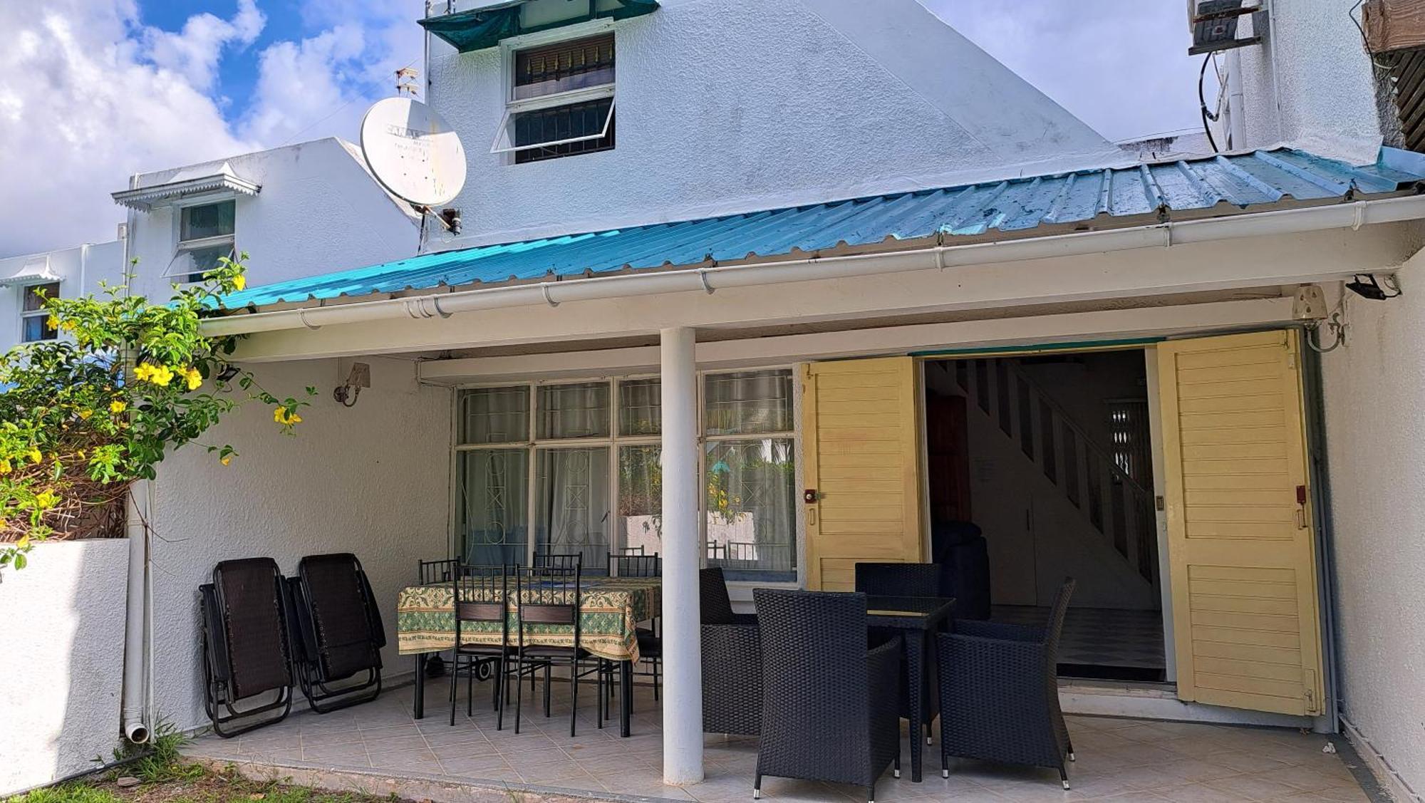 Peaceful And Private Villa กรองด์เบย์ ภายนอก รูปภาพ
