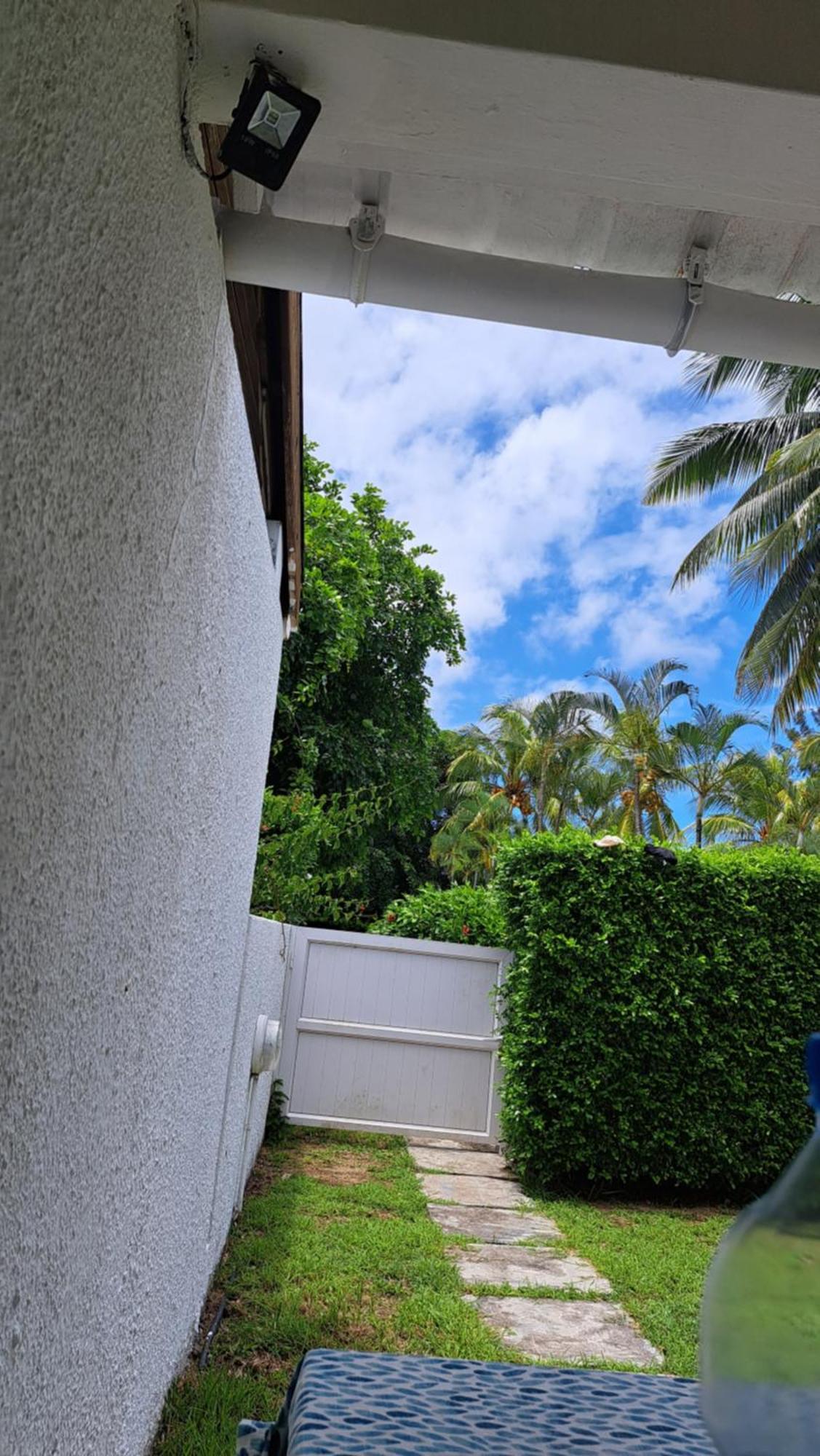 Peaceful And Private Villa กรองด์เบย์ ภายนอก รูปภาพ