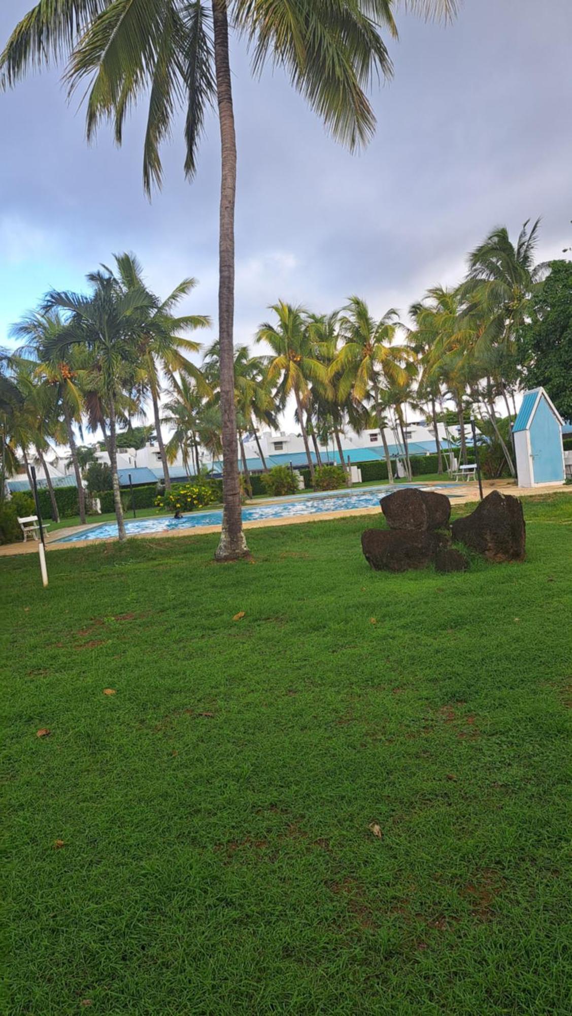 Peaceful And Private Villa กรองด์เบย์ ภายนอก รูปภาพ