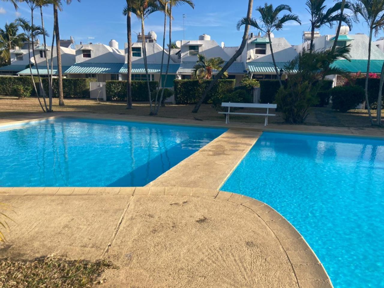 Peaceful And Private Villa กรองด์เบย์ ห้อง รูปภาพ