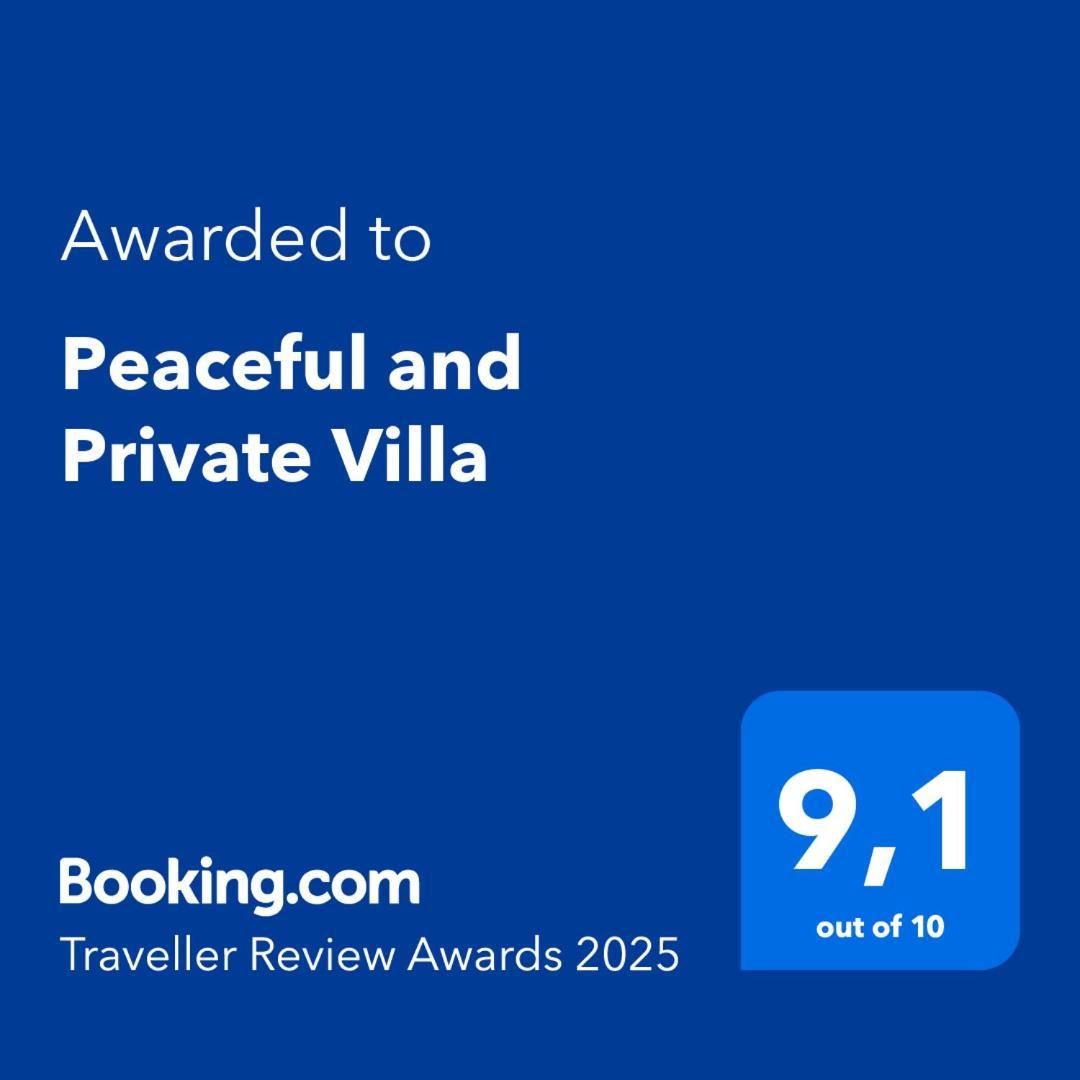 Peaceful And Private Villa กรองด์เบย์ ภายนอก รูปภาพ